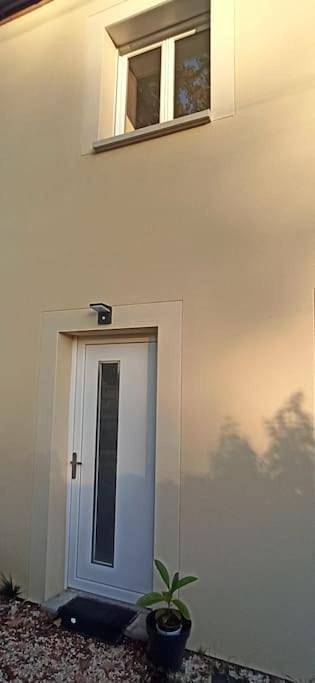 Appartement entier, Appart cosy proche forêt in Vert-Saint-Denis, Seine-et-Marne