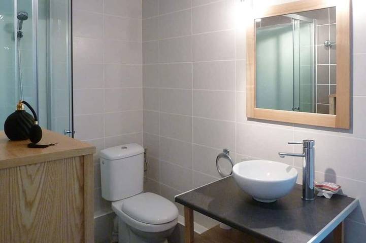 Location de vacances pour 3 personnes, avec terrasse et jardin à Nantheuil - 3