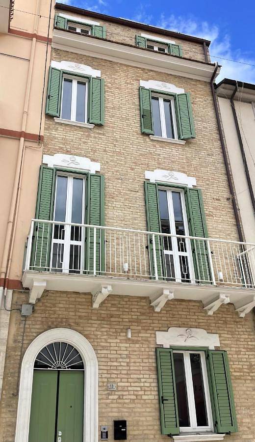 BnB für 2 Personen, mit Balkon und Ausblick in San Benedetto del Tronto