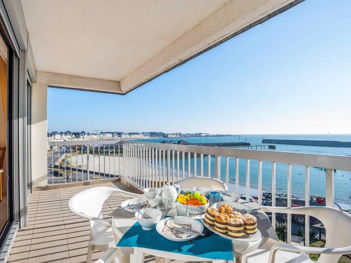 Ferienwohnung für 6 Personen, mit Terrasse und Garten in Quiberon