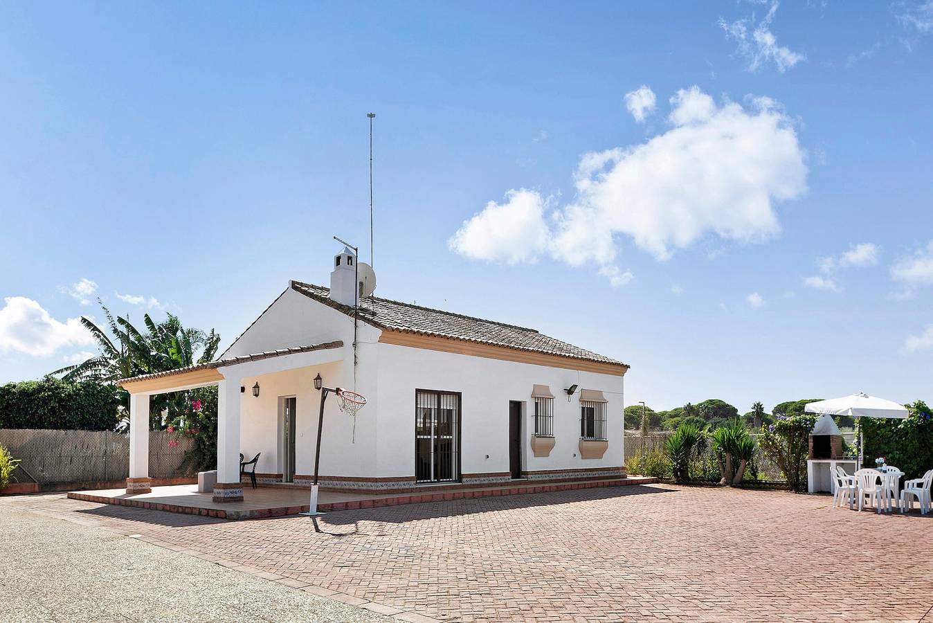 Villa Perez Zara Paco mit Pool und Wlan in Conil de la Frontera, Costa de la Luz