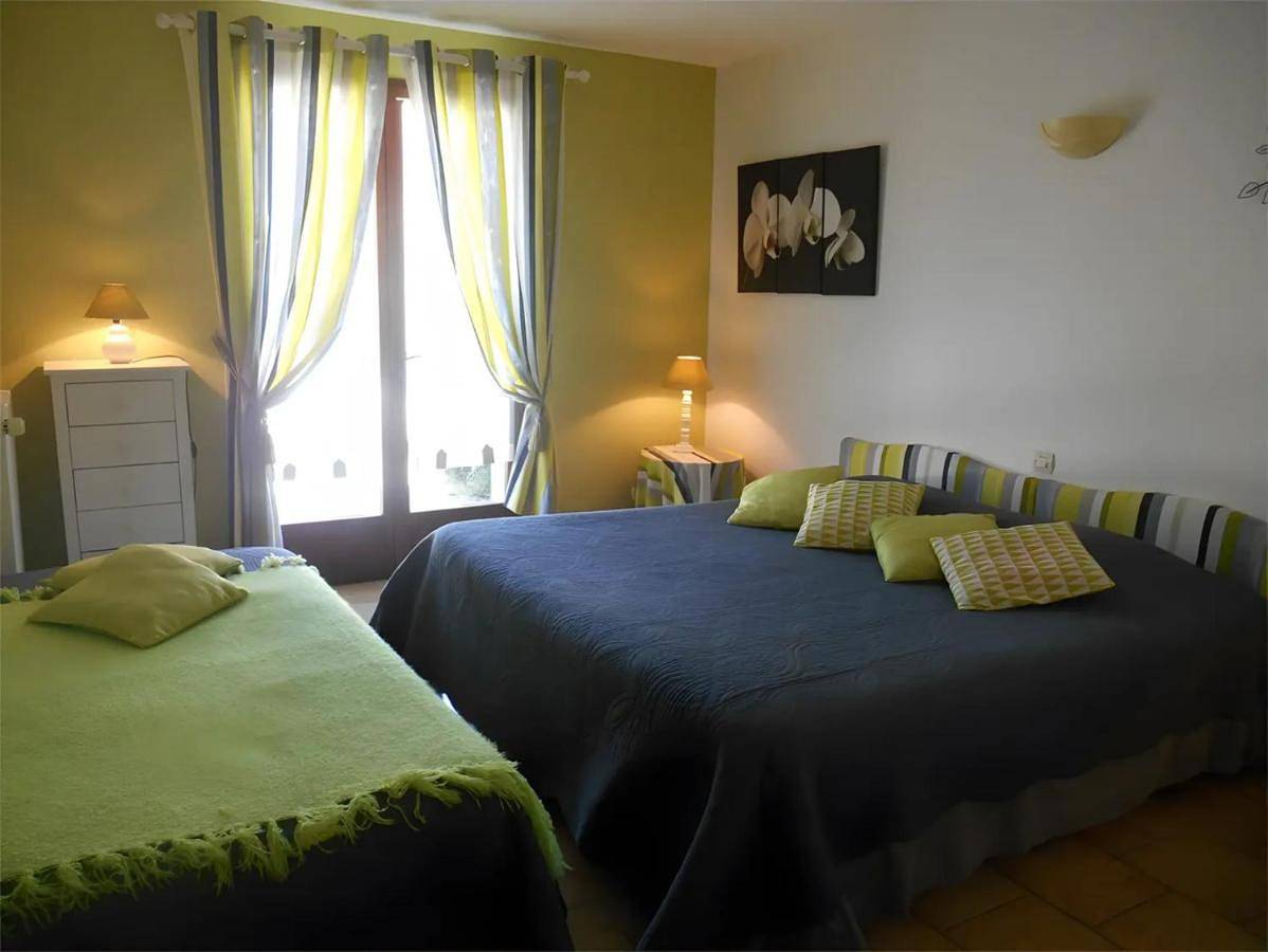 Superior Quadruple Room in Caussols, Région de Cannes