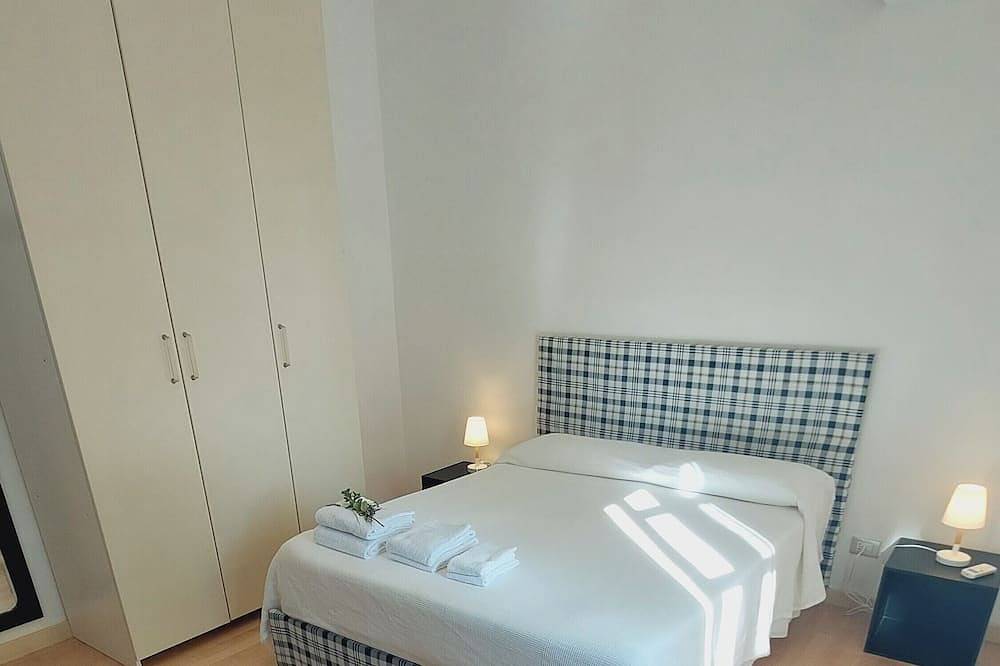 Ganze Wohnung, Two-room apartment with balcony in Villino D'Agostino in Francavilla al Mare, Chieti Provinz