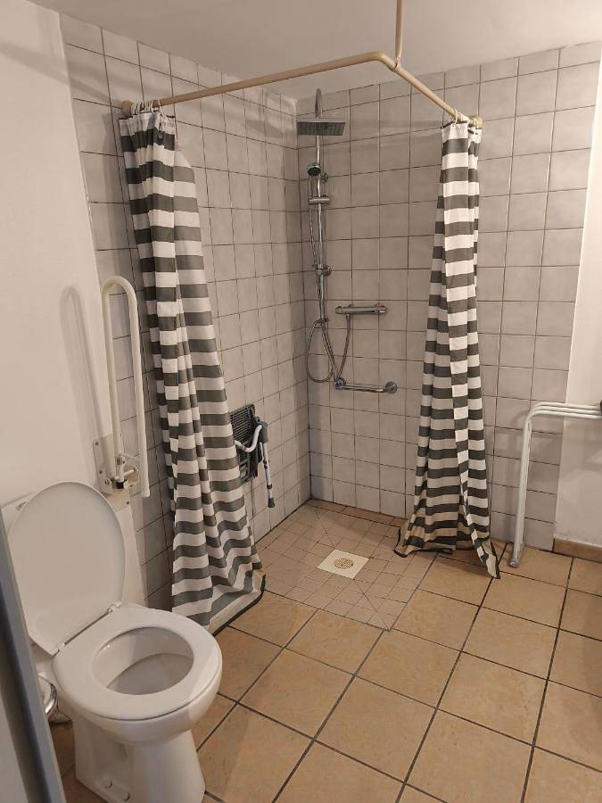 Hôtel pour 2 personnes à Cercy-la-Tour - 4