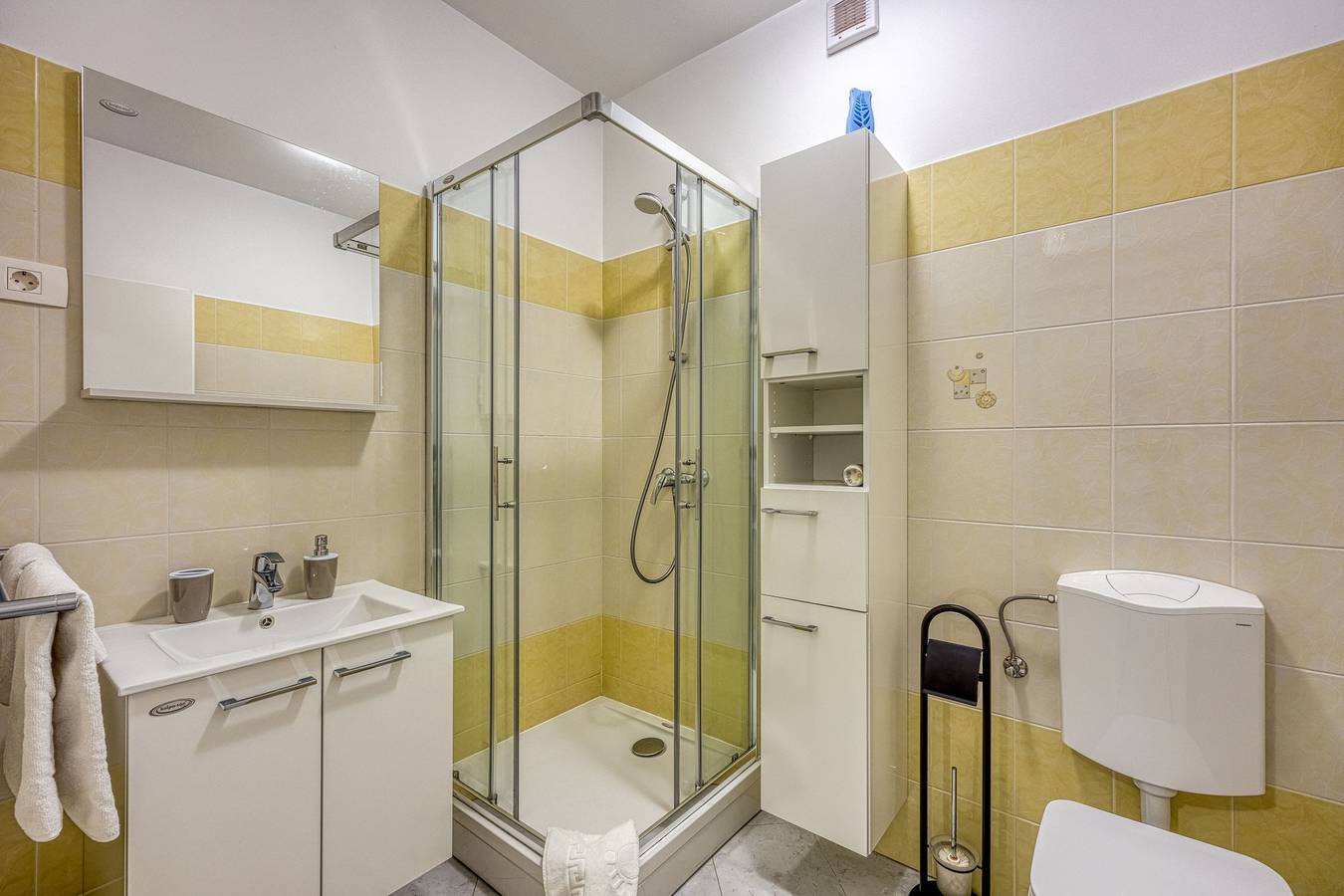 Cały apartament, Apartament wakacyjny dla 4 osób z taras in Koper, Slovene Riviera