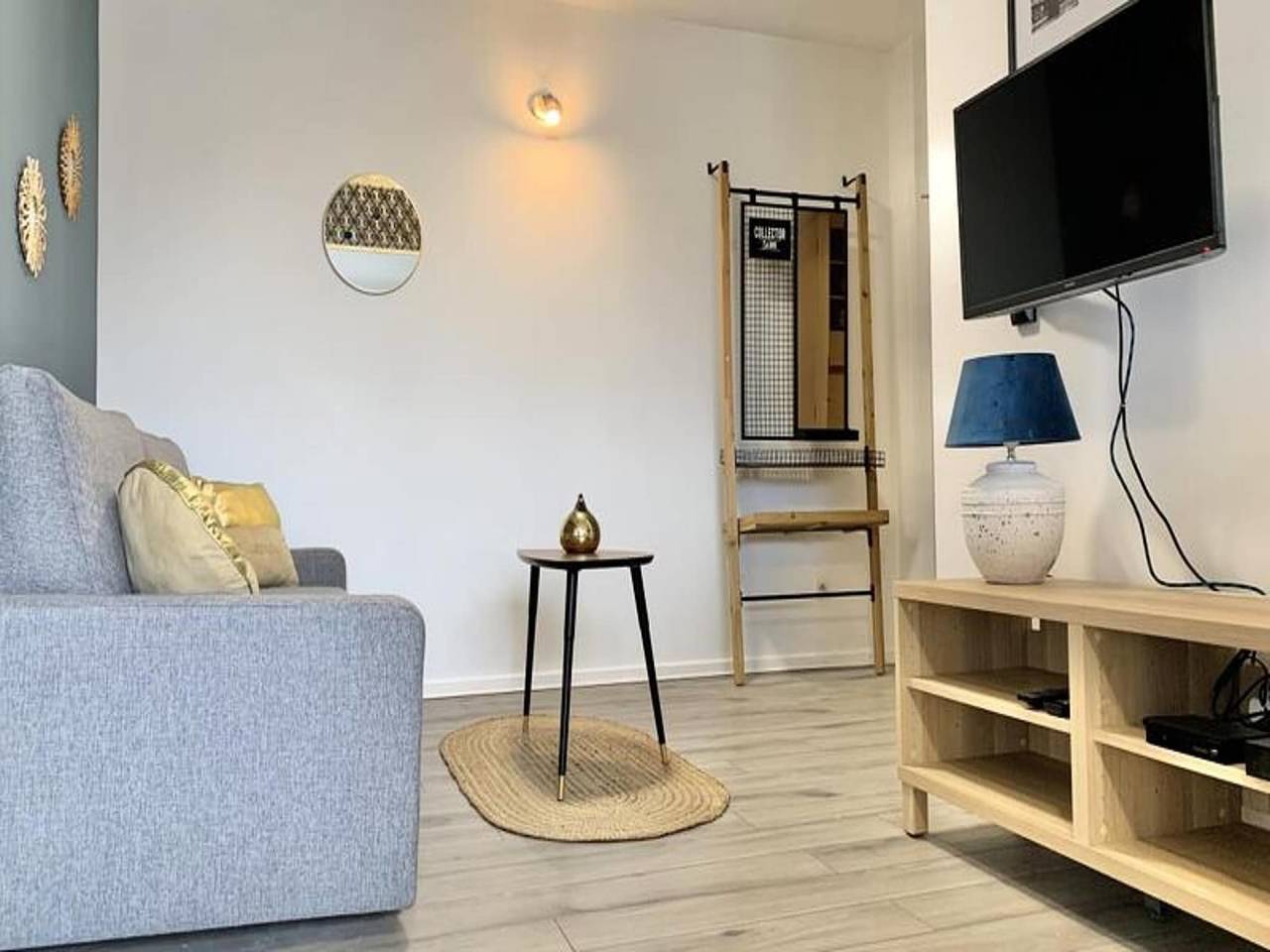 Apartamento entero, La canción azul El tranvía de Marcelin Berthelot in Grenoble, Isère