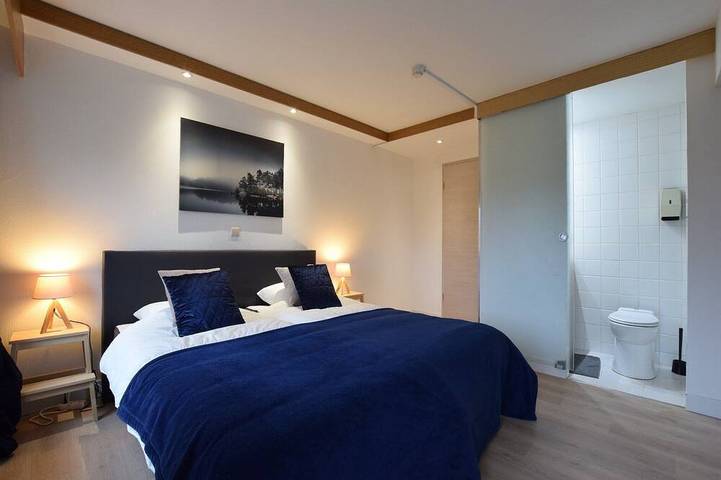 Location de vacances pour 30 personnes, avec terrasse et jardin à Vielsalm - 3