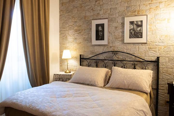 Santantó House. In the heart of the Lucanian Dolomites 120m. in Trivigno, Potenza Provinz
