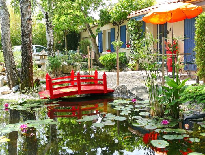 Gîte pour 8 personnes, avec terrasse et jardin - 1