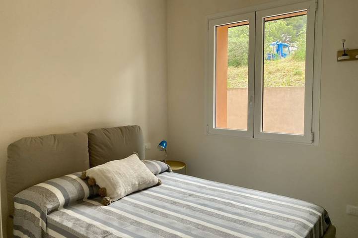 Villa pour 6 personnes, avec jardin et terrasse, animaux acceptés à Imperia - 3