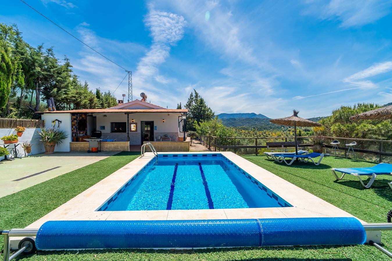 Cubo's Casa Rural Villa Aitana in Ardales, Málaga Provinz