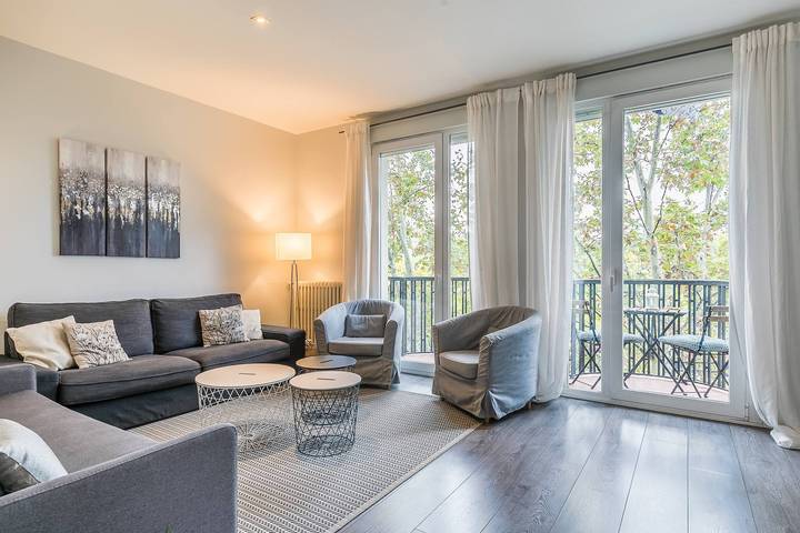 Apartment for 6 people, with balcony in Madrid