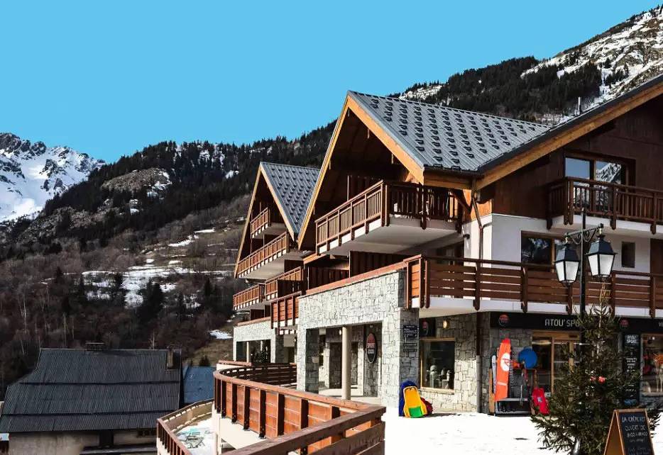 Entire apartment, 3 Room Apartment Cabin 6/8 People in Vaujany, Écrins National Park