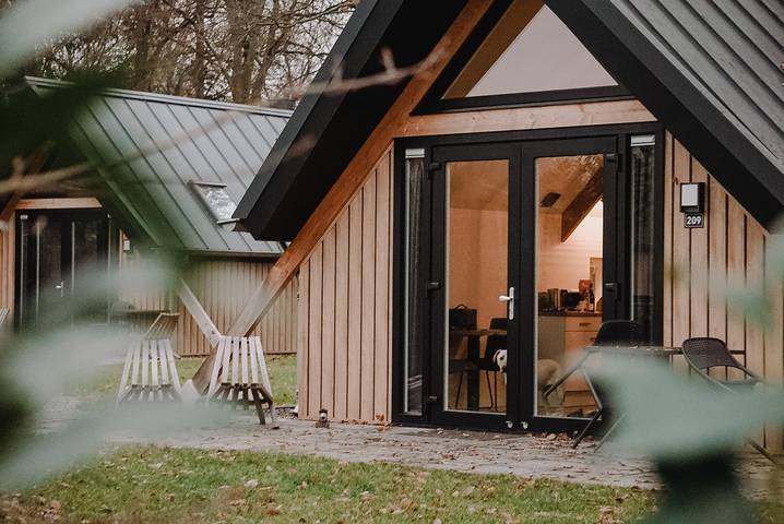 Lodge voor 2 personen, met tuin en sauna in Voorthuizen