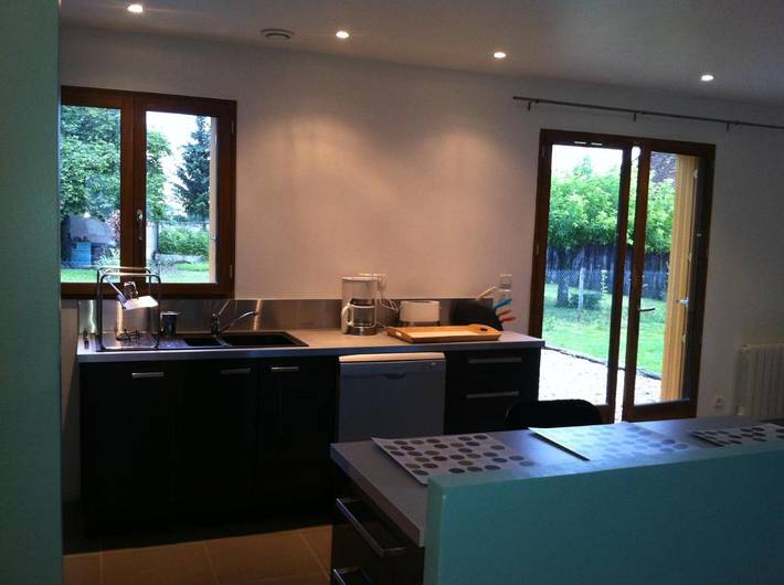 Location de vacances pour 10 personnes, avec jardin ainsi que piscine et vue, adapté aux familles à Fougères-sur-Bièvre - 4