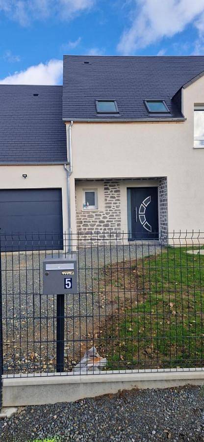 Location de vacances pour 8 personnes, avec Balcon ainsi que Terrasse et Jardin à Esvres - 3