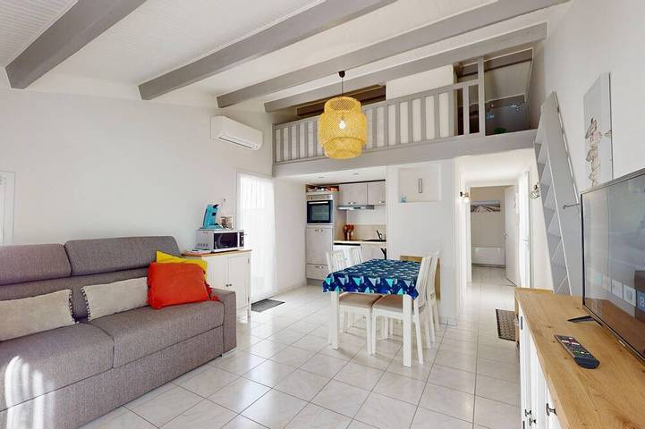 Chalet pour 4 personnes, avec jardin et terrasse