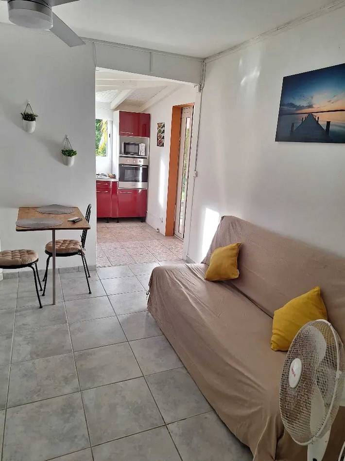 Location de vacances pour 2 personnes, avec terrasse à Le Gosier - 2