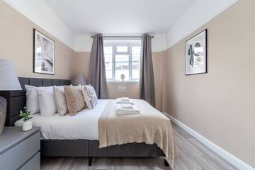 Apartment for 5 People in Bromley, London, Photo 3