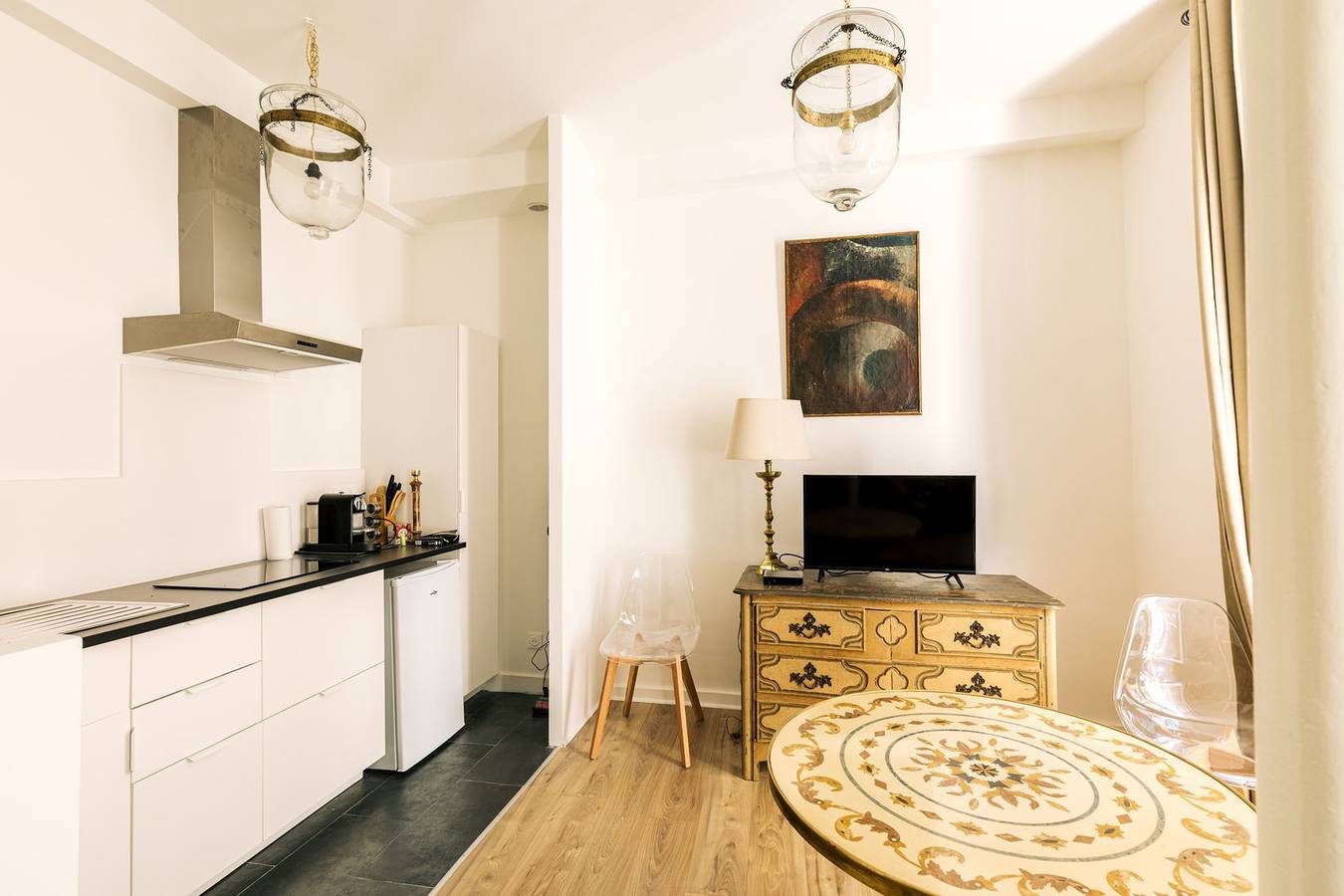Studio entier, Guestready - Séjour près de l'Hôtel de Ville in Paris 4e Arrondissement, Paris
