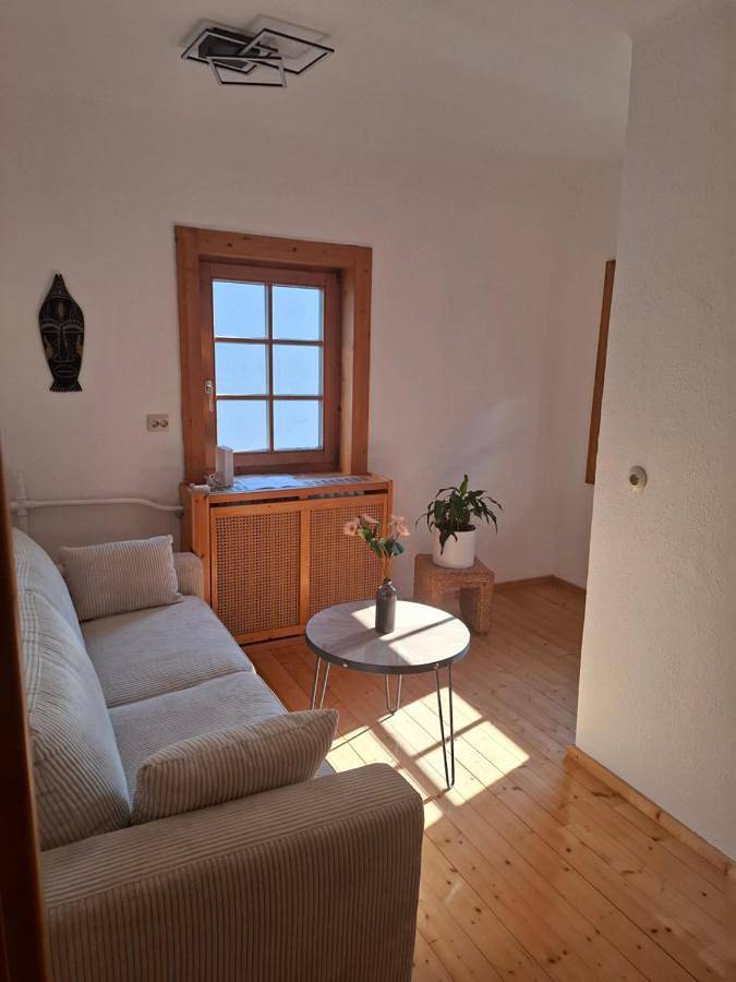 Ferienhaus für 8 Personen, mit Balkon und Terrasse sowie Garten und Ausblick
