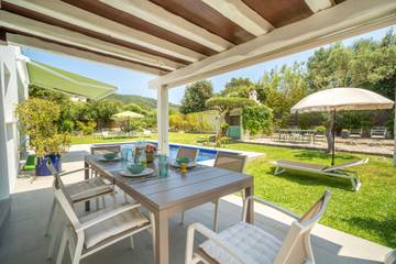 Villa in Crestatx, Sa Pobla für 4 