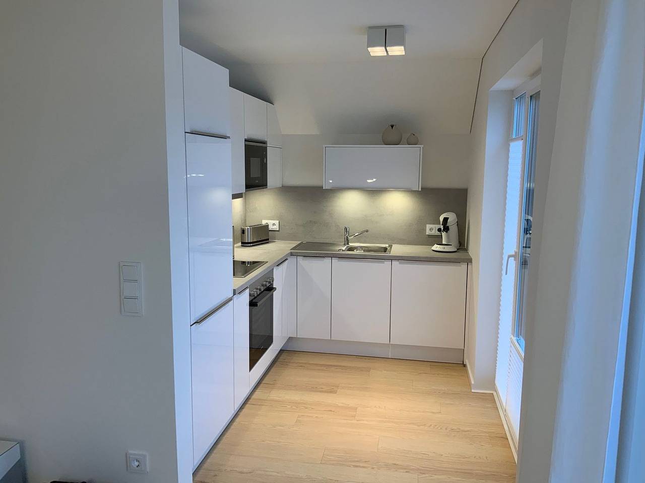Ganze Wohnung, Sonnenschein - Südbalkon, Grill, Dusche, Infrarotsauna, Kamin, 3 Tvs, Stellplatz in Olpenitz, Kappeln