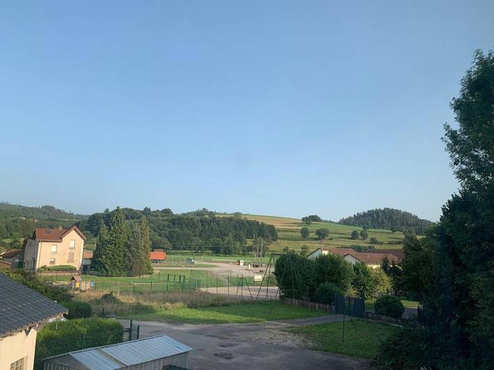 Gîte pour 4 personnes, avec Vue à Lépanges-sur-Vologne
