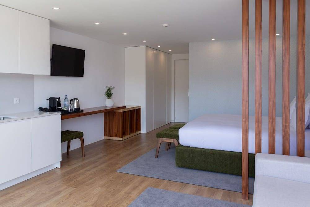 Portovella Lodges & Bungalows in São João de Fontoura, Resende