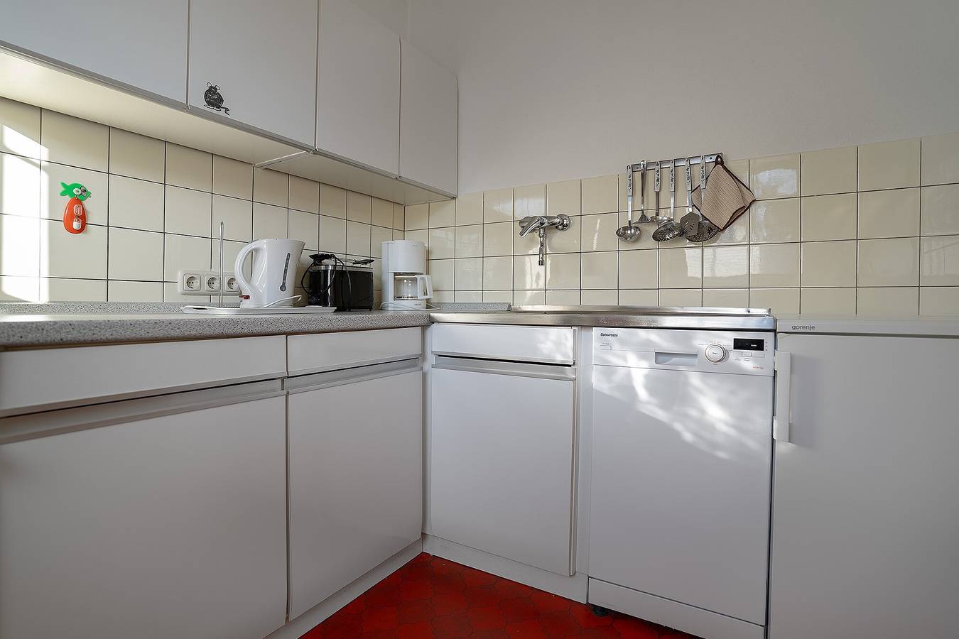 Ferienhaus 'Ferienhaus Vogelnest' mit privater Terrasse, privatem Garten und Wi-Fi in Berumbur, Norden und Umgebung