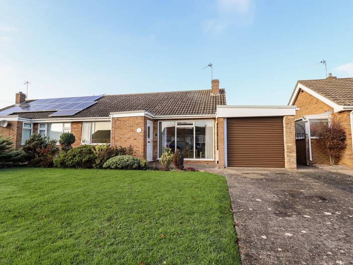 Cottage for 5 people, with Garden in Sutton on Sea