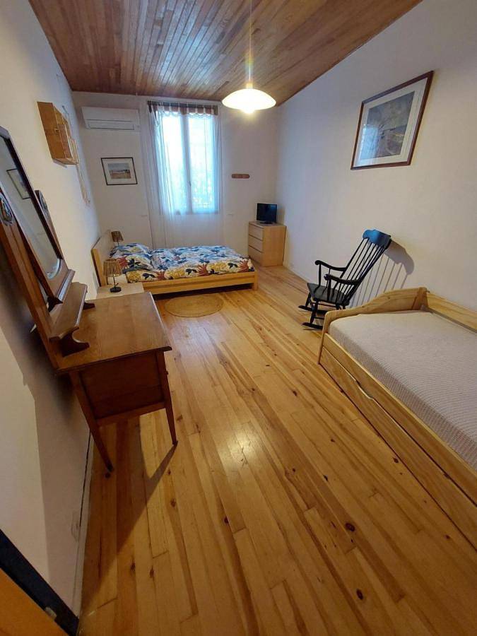 Chambre d’hôte pour 4 personnes, avec jardin, animaux acceptés