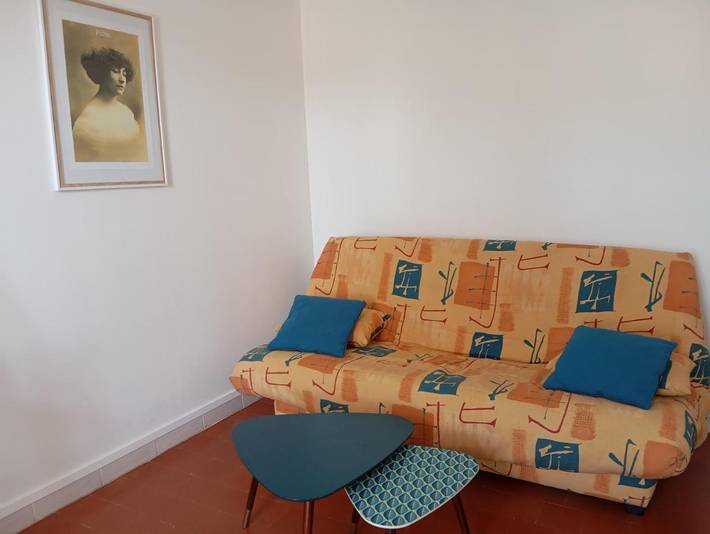 Gîte pour 4 personnes, avec Terrasse ainsi que Jardin et Vue à Saint-Amand-en-Puisaye - 2