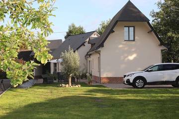 Gîte pour 6 personnes, avec jardin ainsi que jacuzzi et terrasse, animaux acceptés à Bouillancourt-en-Séry
