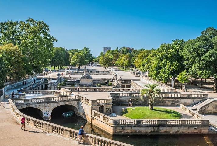 Location de vacances pour 6 personnes, avec terrasse et jacuzzi à Uchaud - 2