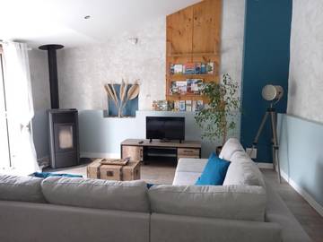Gîte pour 4 personnes, avec vue et jardin à Cabariot