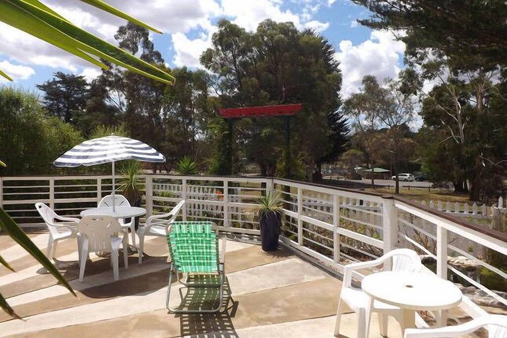 Sparkling Springs Holz in Creswick, Hepburn Shire