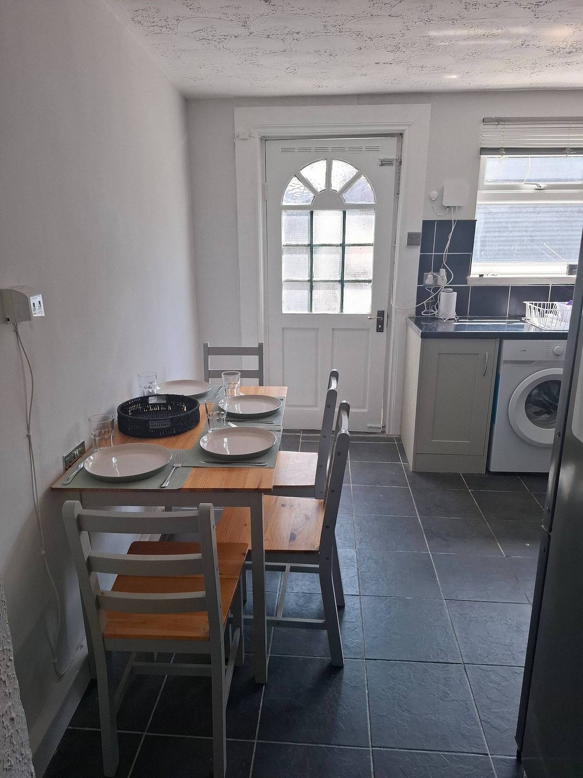 Alice Place, 4 chambres, parking pour séjours de longue durée, Wifi in Sunderland