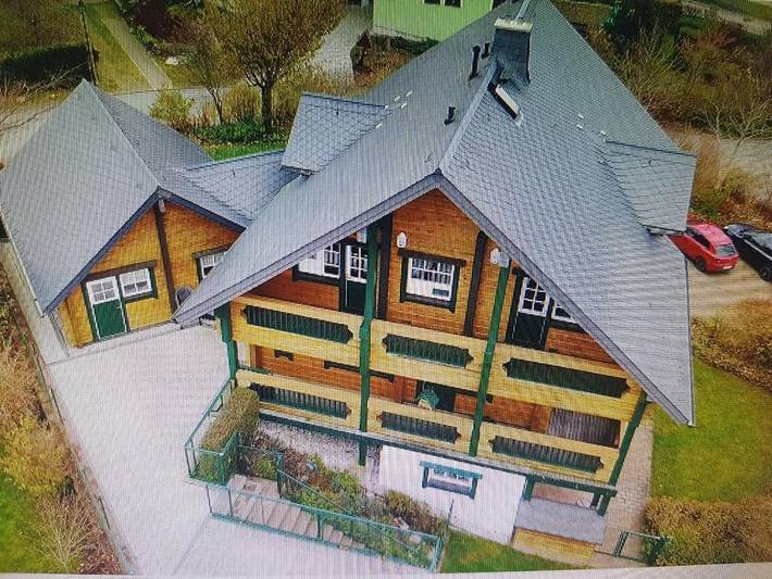 Ferienhaus für 10 Personen, mit Sauna und Whirlpool sowie Garten im Erzgebirge - 4