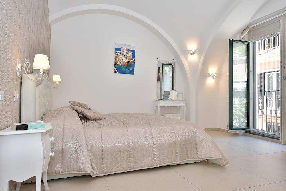 Sirena Apartment in Minori, Costa Amalfitana