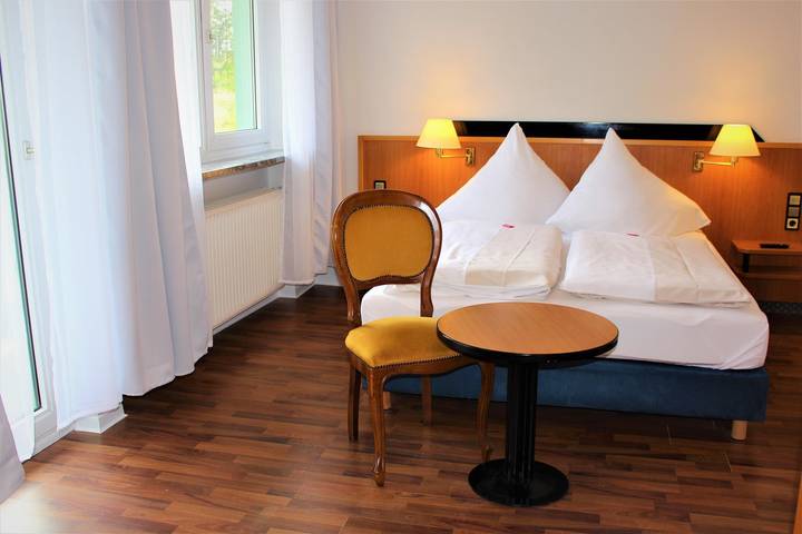 Hotel für 2 Personen, mit Terrasse und Garten, kinderfreundlich in Gersfeld - 3