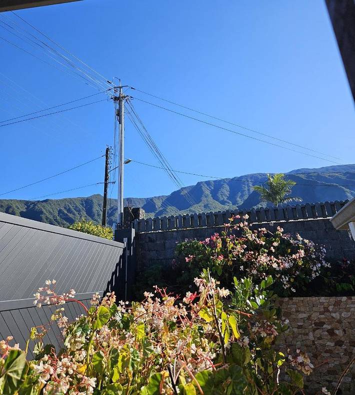 Location de vacances pour 6 personnes, avec jardin et jacuzzi dans Les Makes - 2