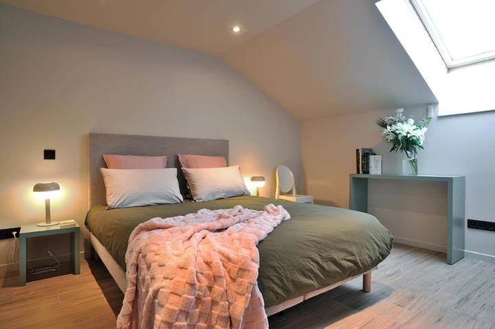 Gîte pour 2 personnes, avec Terrasse ainsi que Jardin et Piscine à Saint-Jean-des-Vignes
