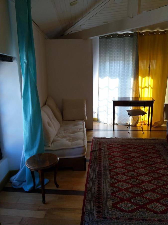 Appartement entier, Tour Duguesclin in Chauvigny, Vienne (France)