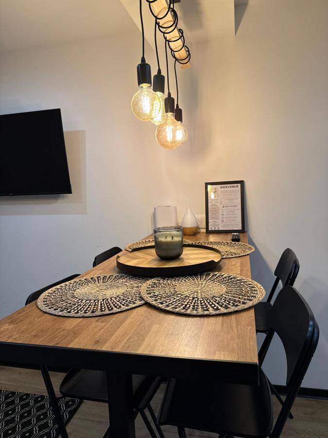 Appartement entier, 2 pièces, climatisé Neuf ,Centre Haguenau Parking Gratuit in Haguenau, Nord de l'Alsace