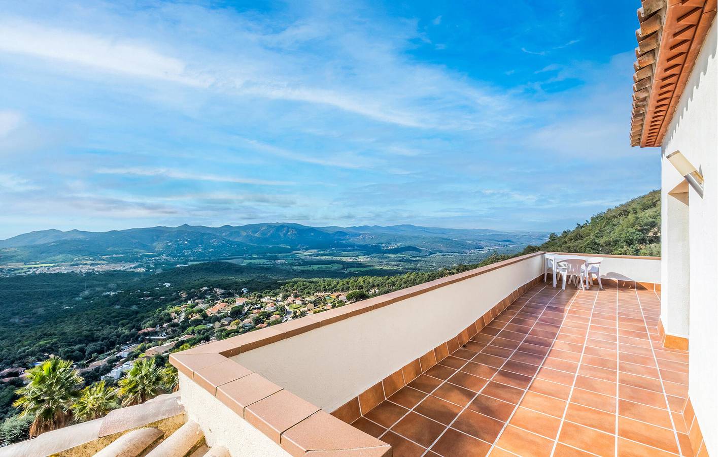 Apartment mit Meerblick, Parkplatz, Terrasse und Pool in Santa Cristina d'Aro, Costa Brava