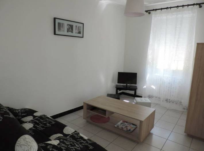 Gîte pour 6 personnes, avec vue sur le lac et jardin à Les Epesses - 4