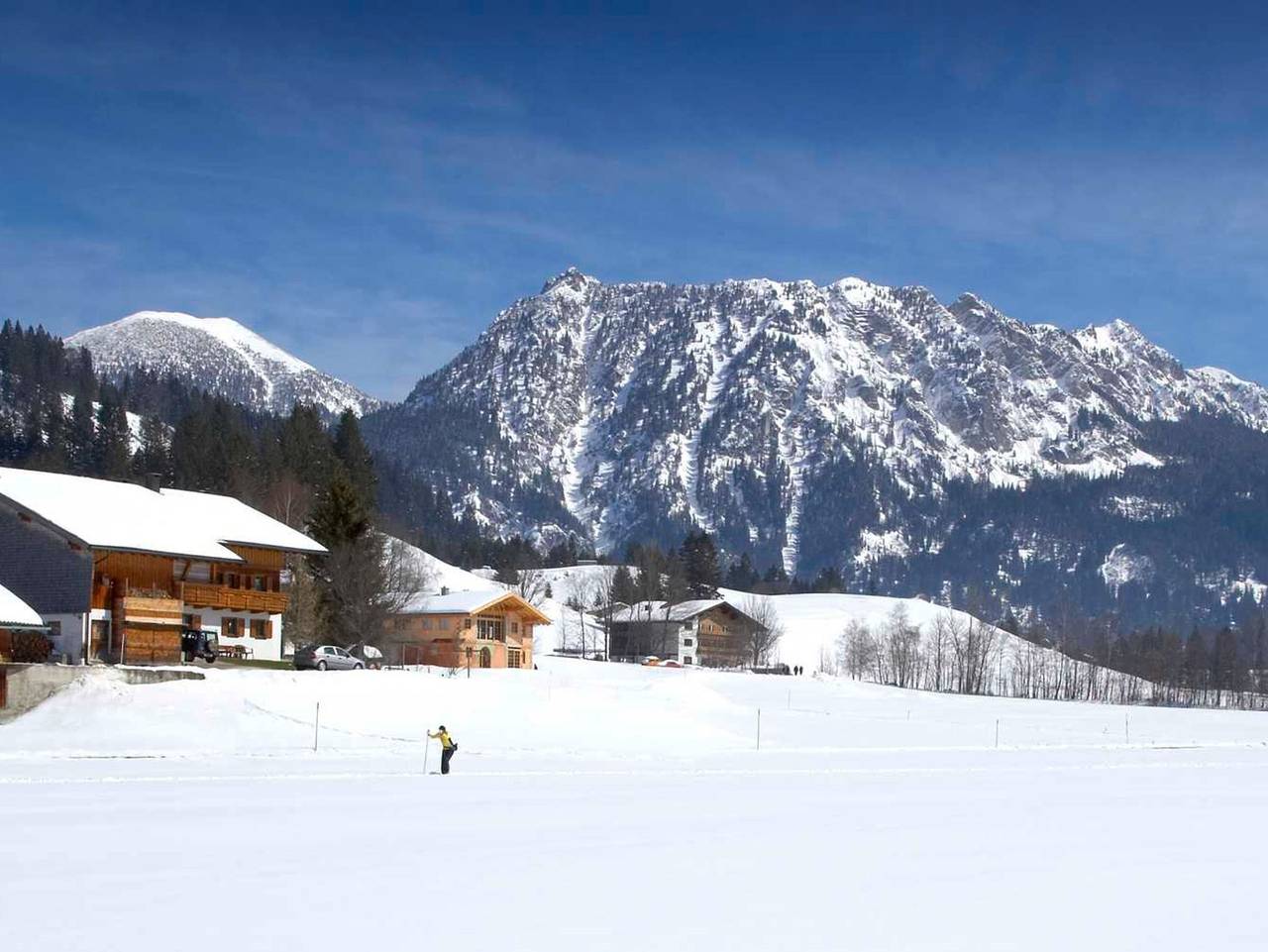 Landhaus Sammer - Suite Edelweiß in Tannheim (Tirol), Allgäuer Alpen (Österreich)