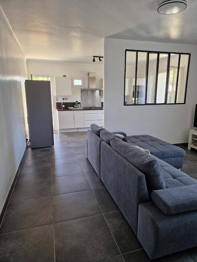 Gîte pour 4 personnes, avec terrasse dans Port du Cros de cagnes - 3