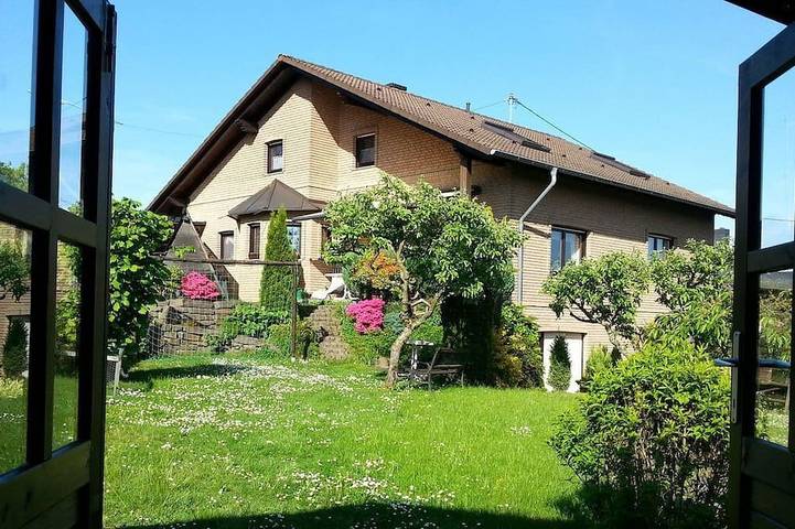 Ferienwohnung für 4 Personen, mit Garten und Terrasse